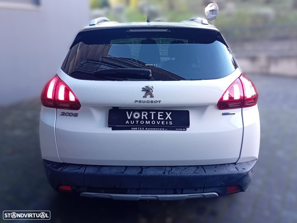 Peugeot 2008 1.2 PureTech Allure EAT6 - 6