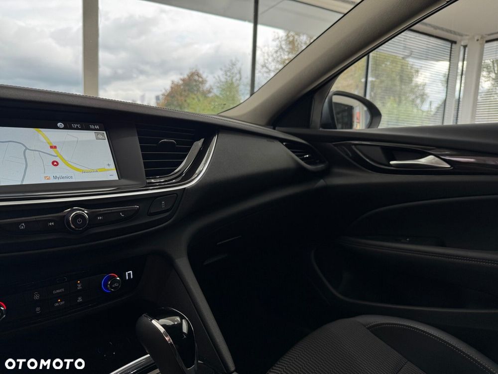 Opel Insignia 1.5 T Innovation S&S - 27