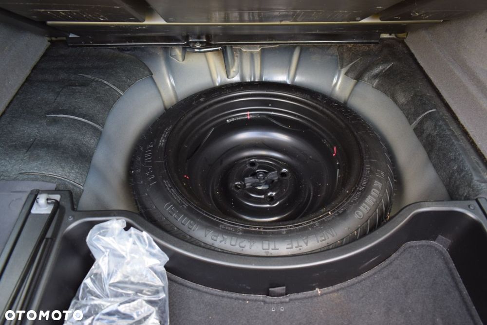 Chevrolet Nubira - 13