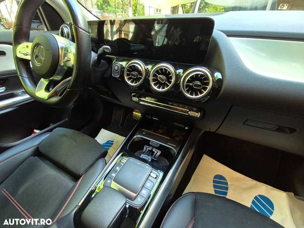 Mercedes-Benz GLA 250 e - 27