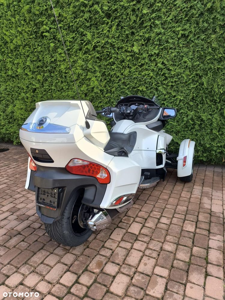 Can-Am Spyder - 5