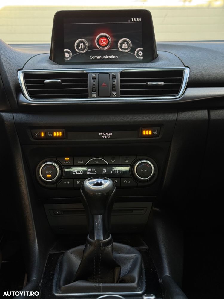 Mazda 3 G120 Revolution - 21