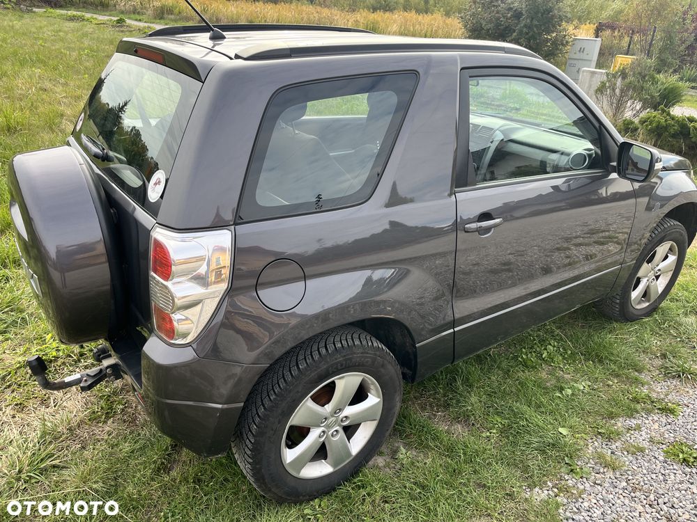 Suzuki Grand Vitara 2.4 Premium - 3