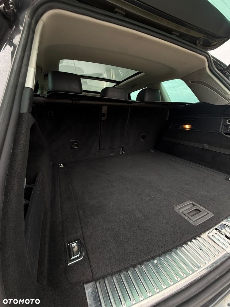 Volkswagen Touareg 3.0 V6 TDI BMT - 11