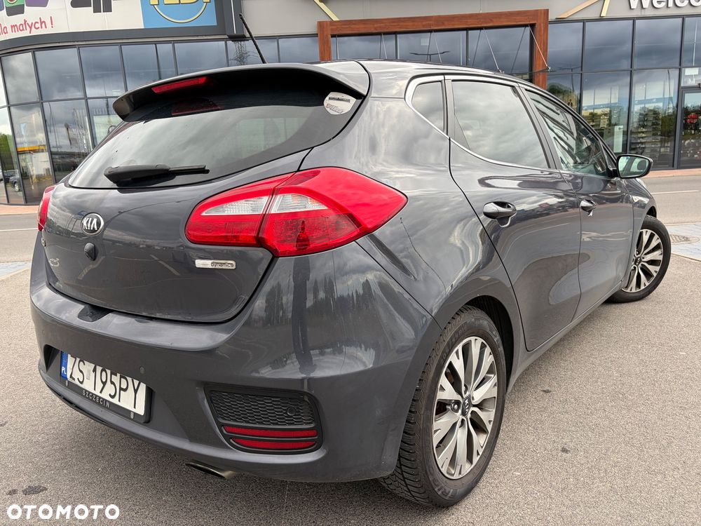 Kia Ceed - 6