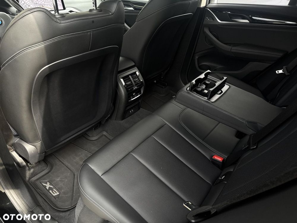 BMW X3 xDrive20d - 19