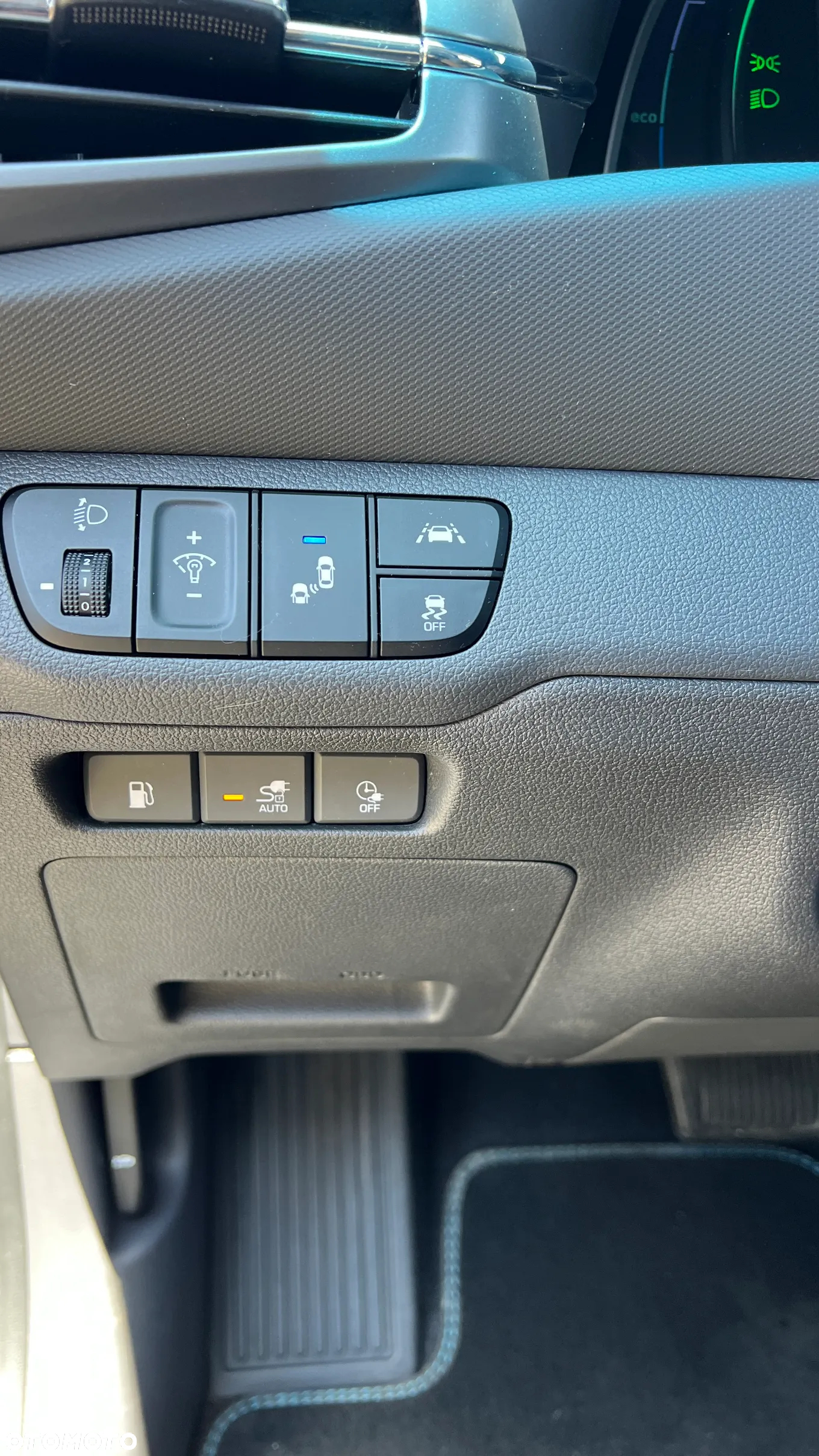 Hyundai IONIQ Plug-in-Hybrid 1.6 GDI Premium - 16