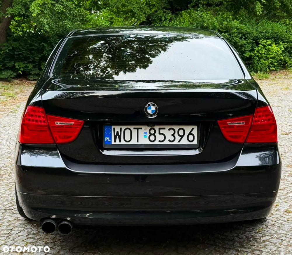 BMW Seria 3 - 32