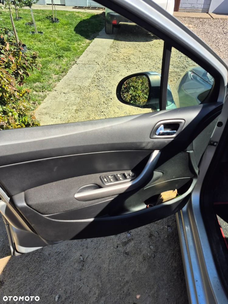 Peugeot 308 1.6 HDi Style - 9