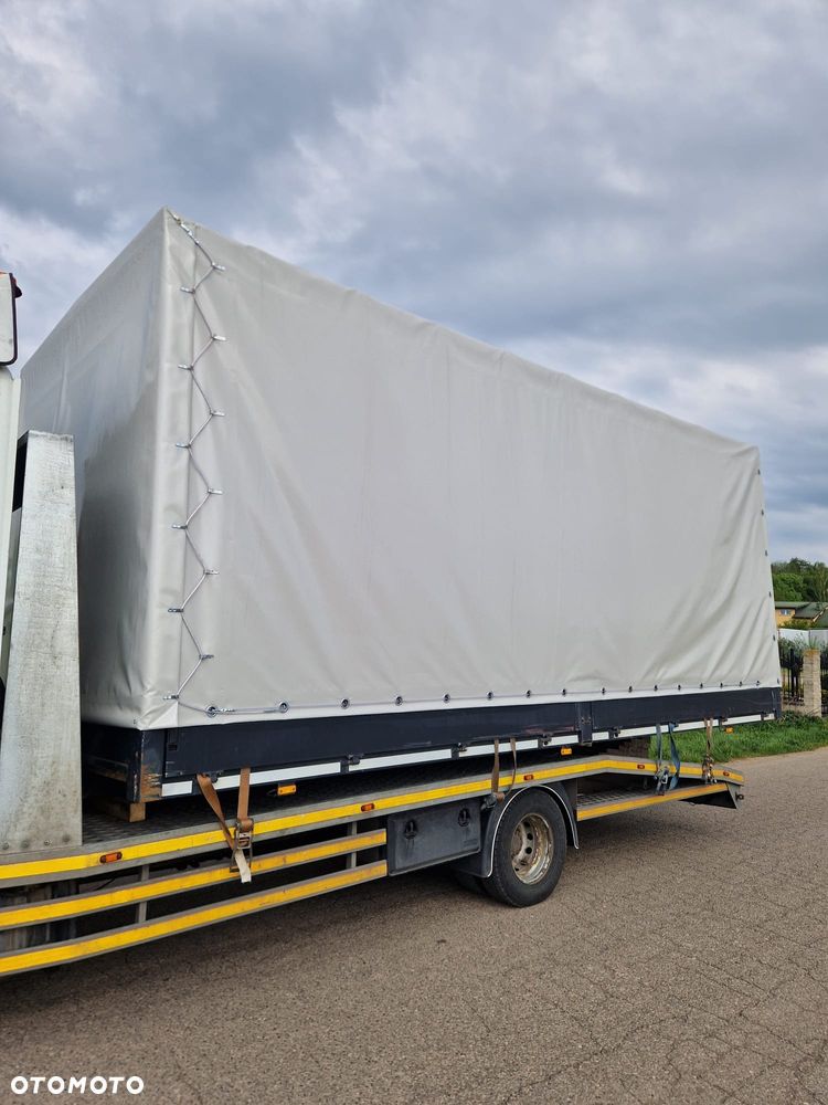 Kontener Zabudowa IVECO Plandeka Winda 6.16x2.47x2.56 - 4