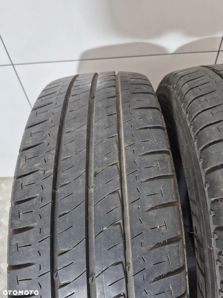 Opony Michelin AGILIS 235/65R16C - 4