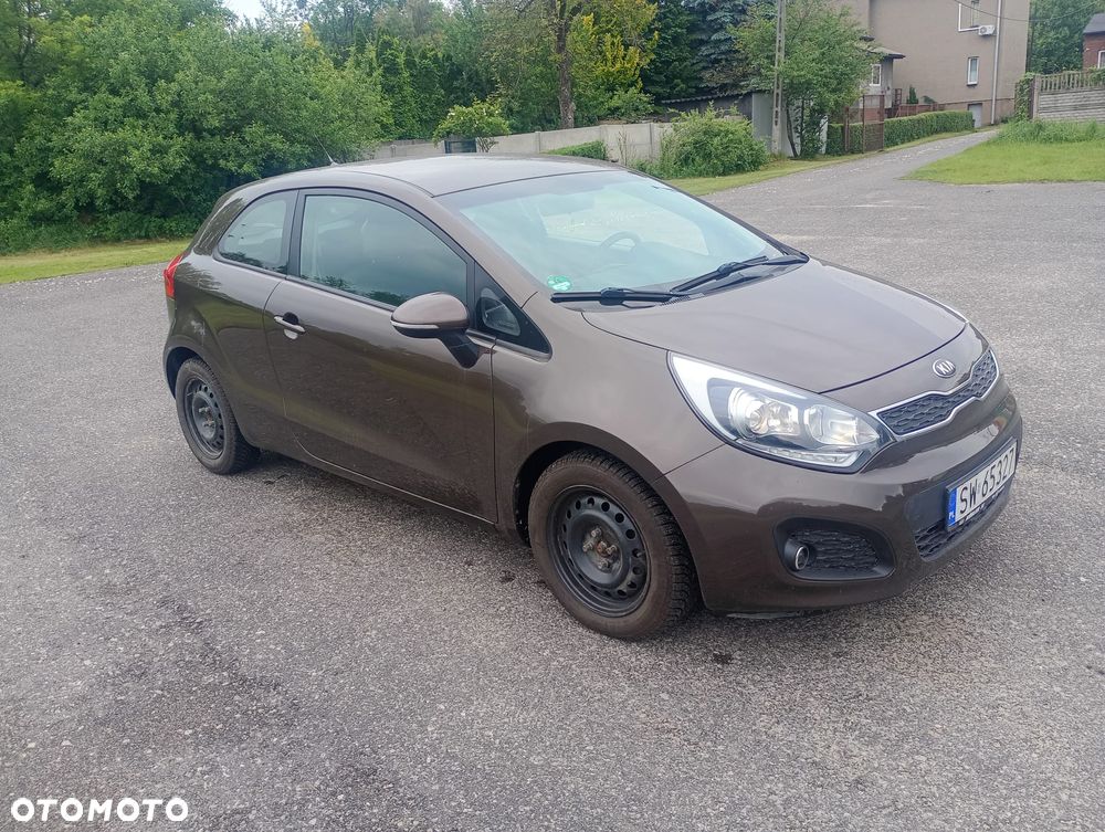 Kia Rio - 9