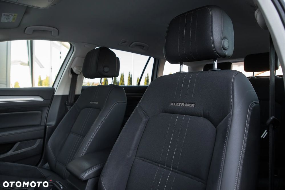 Volkswagen Passat Alltrack 2.0 TSI (BMT) 4Motion DSG - 17