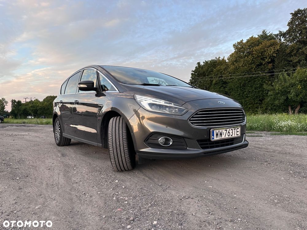 Ford S-Max 2.0 EcoBlue Titanium - 1