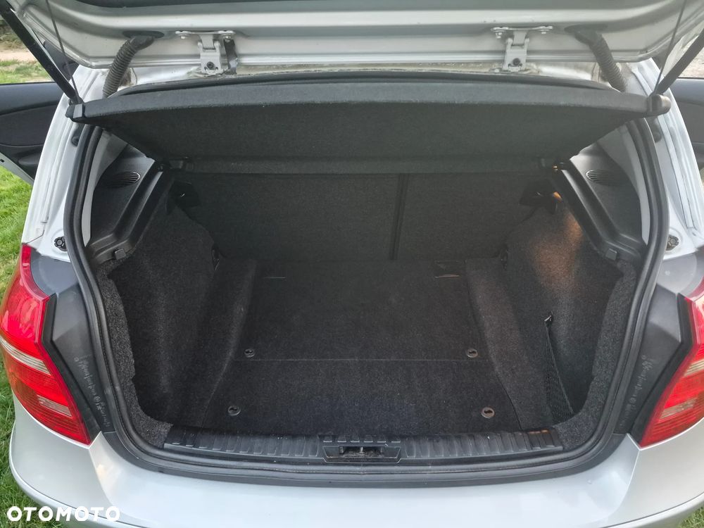 BMW Seria 1 118i - 9