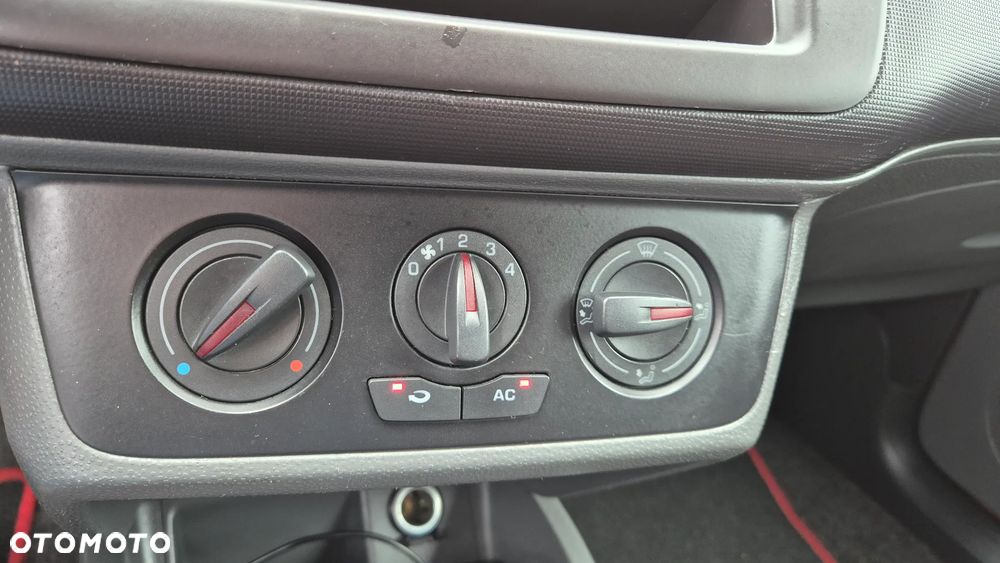 Seat Ibiza SC 1.2 12V Stylance - 10