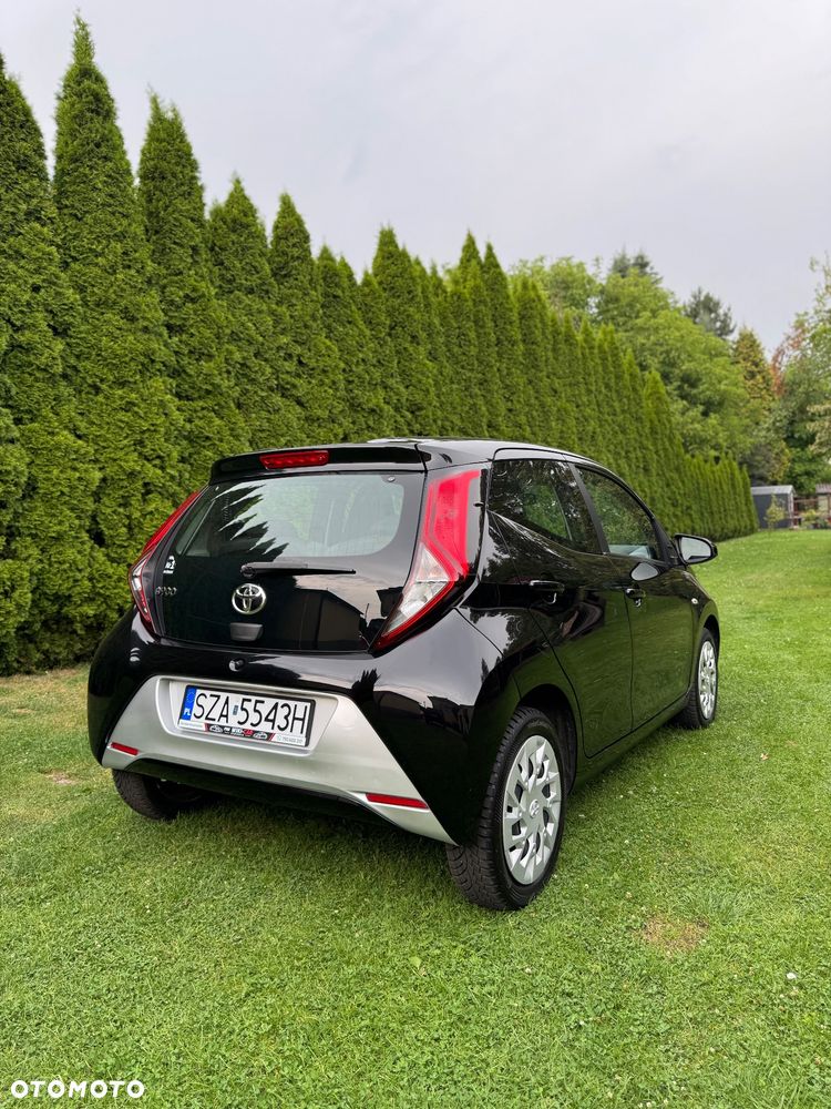 Toyota Aygo x-play - 6