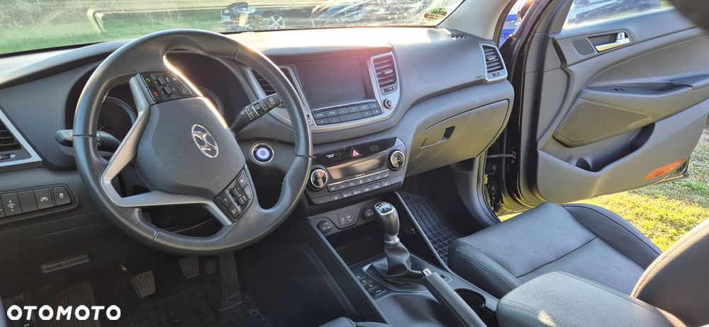 Hyundai Tucson 2.0 CRDi 4WD Style - 11