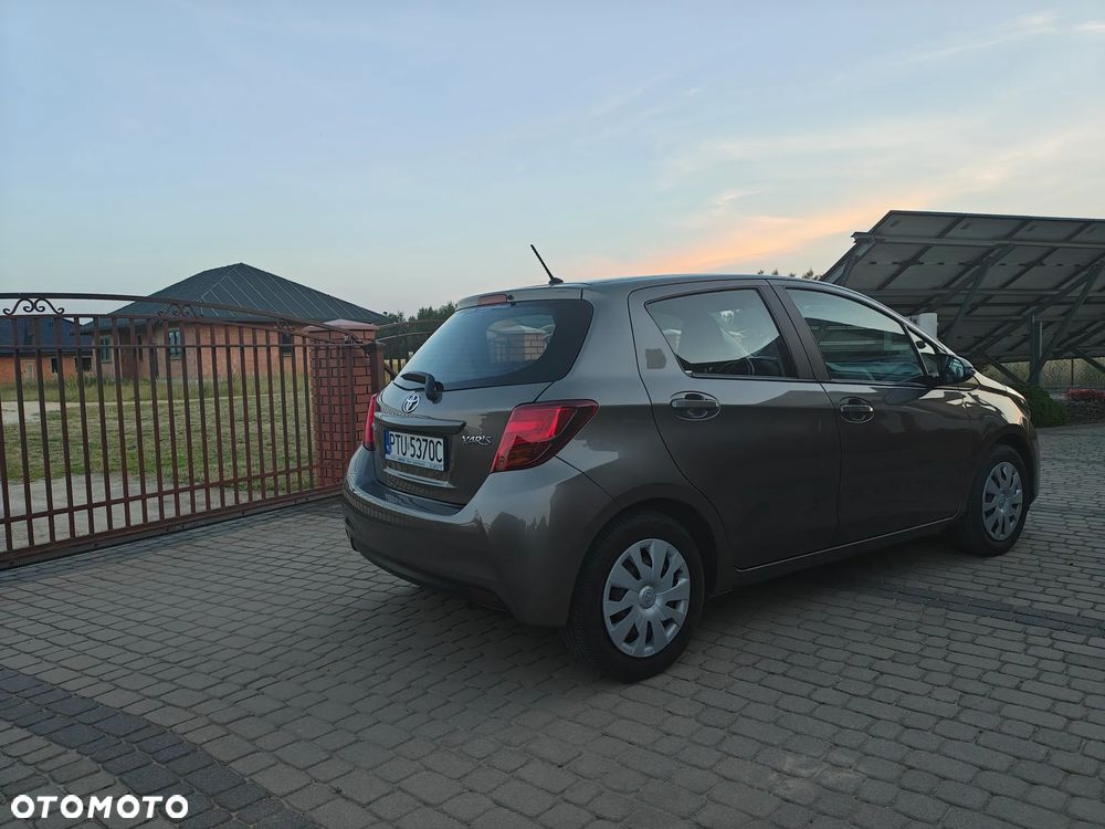 Toyota Yaris 1.0 Active - 5