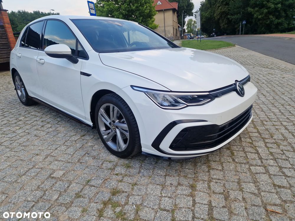 Volkswagen Golf 1.5 eTSI OPF DSG R-Line - 3