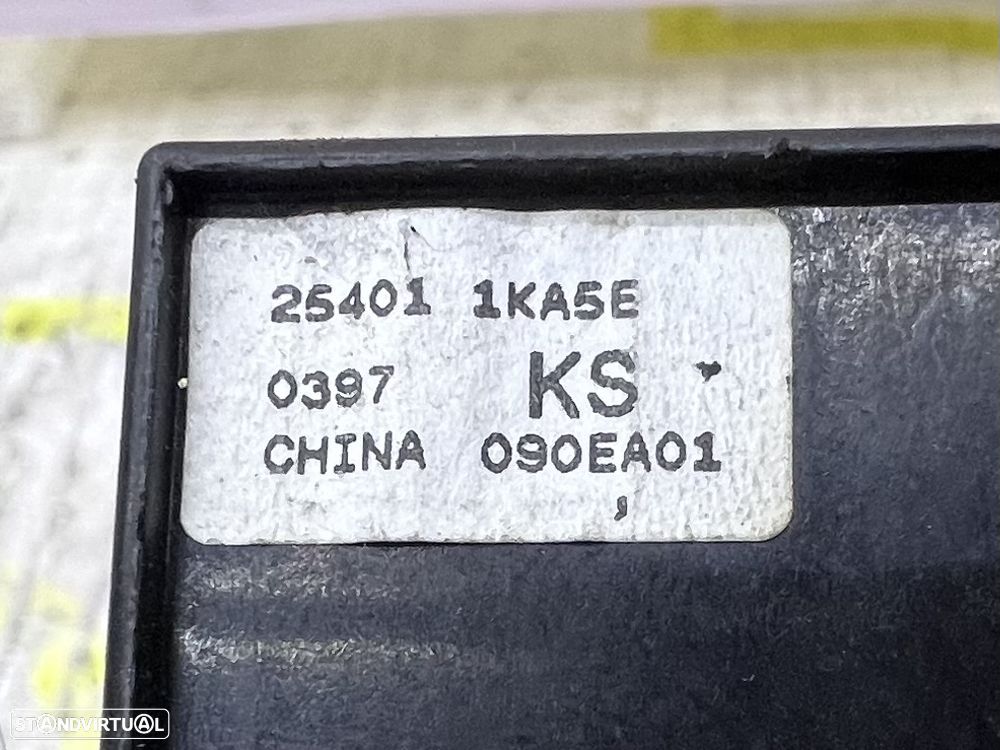 Comando de Vidros FRt Esq NISSAN JUKE (F15) 1.2 DIG-T Ref. 254011KA5E - NO. 320211 - 4