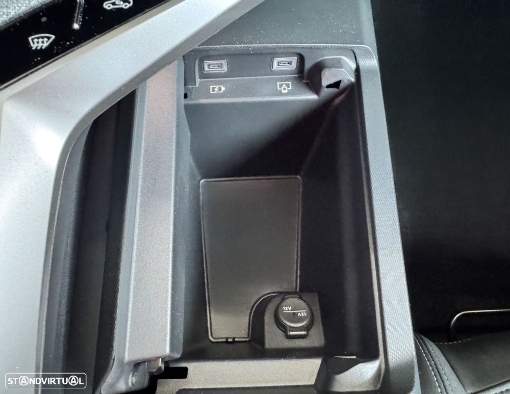 Peugeot 3008 1.2 Hybrid Allure e-DCS6 - 14