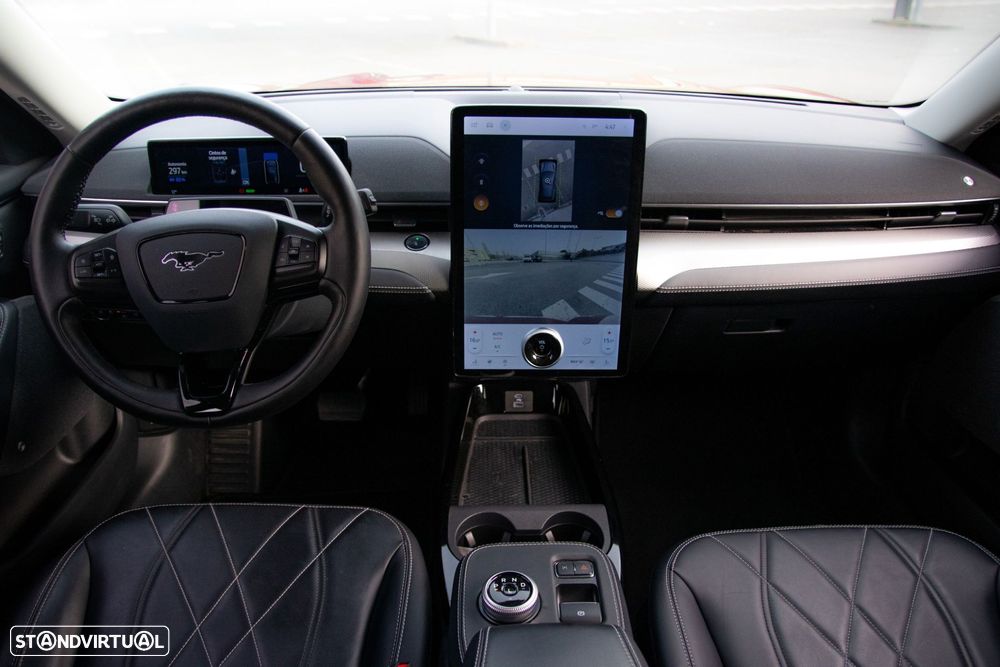 Ford Mustang Mach-E 75.7 kWh Premium AWD - 53