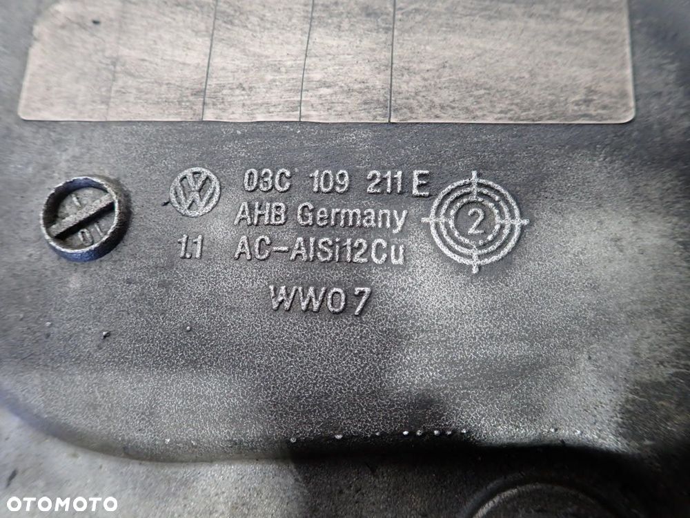 OBUDOWA ROZRZĄDU VOLKSWAGEN TOURAN 1.6FSI - 7