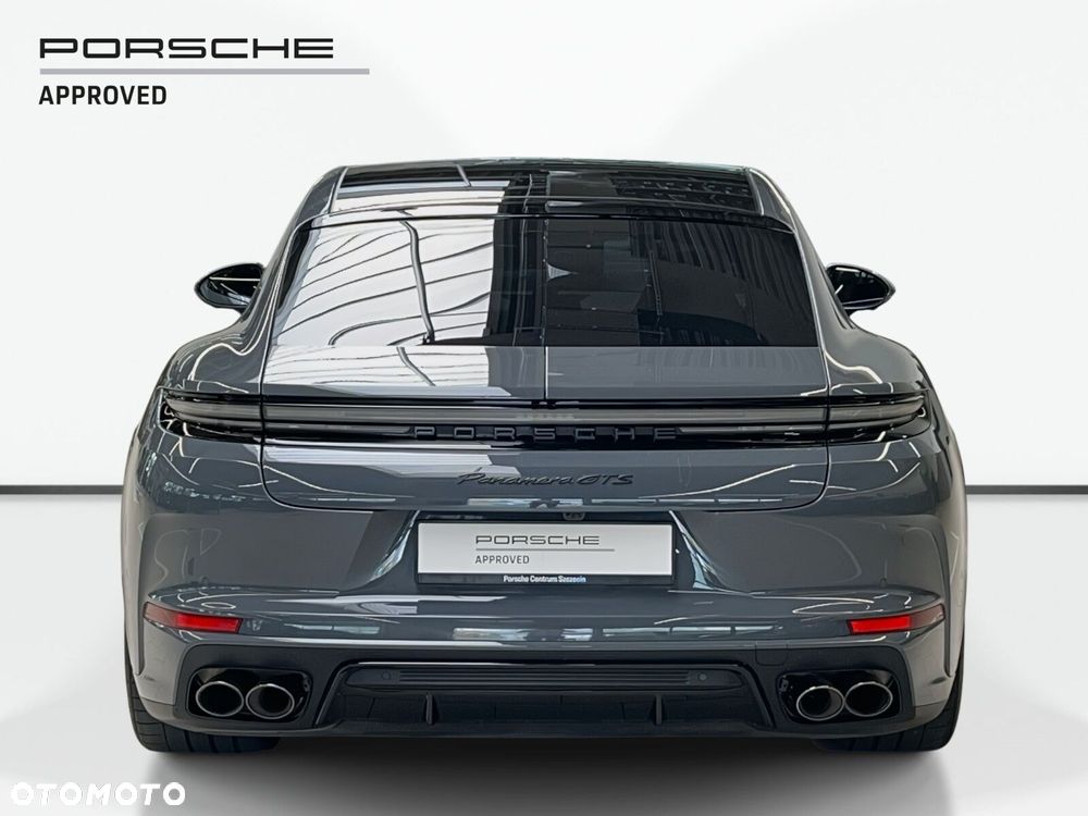 Porsche Panamera GTS - 4
