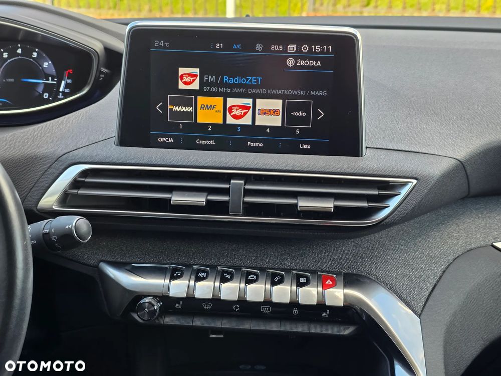 Peugeot 3008 1.2 PureTech GPF Allure S&S EAT8 - 18