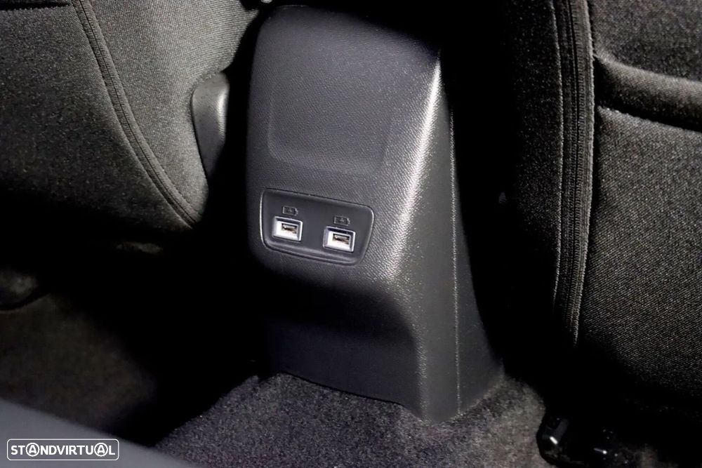 Peugeot e-2008 50 kWh Active Pack - 16