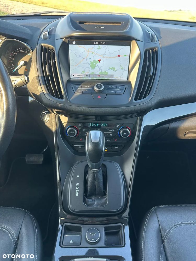 Ford Kuga 1.5 EcoBoost 4x4 Titanium - 13