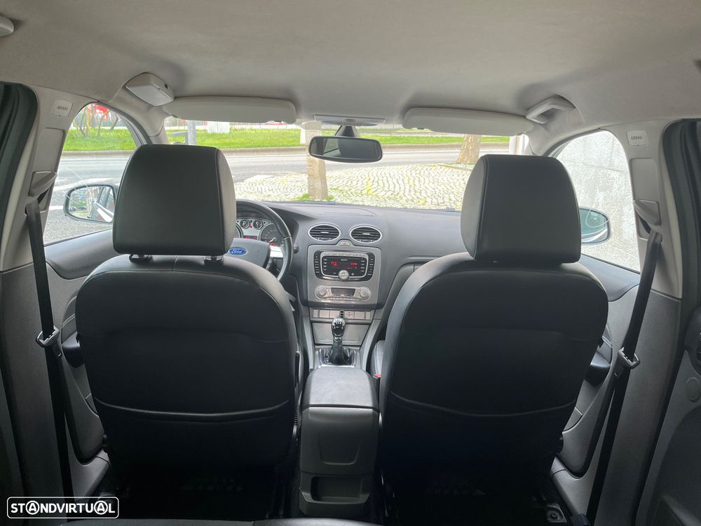 Ford Focus SW 1.6 TDCi Titanium - 10