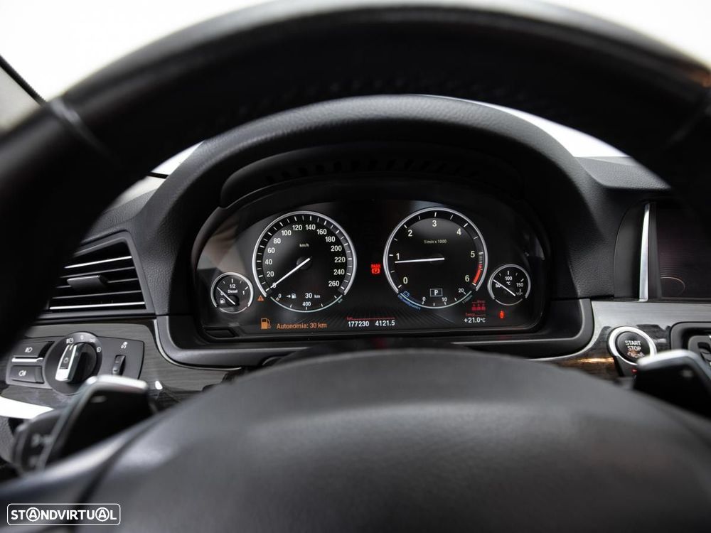 BMW 525 - 23