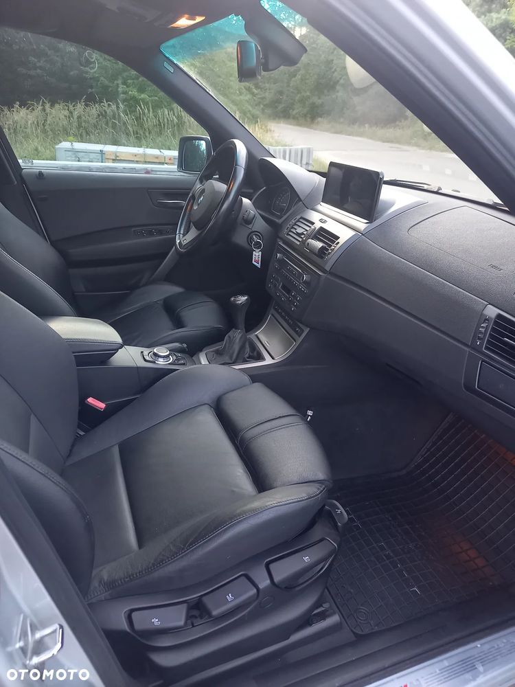 BMW X3 2.0d - 17