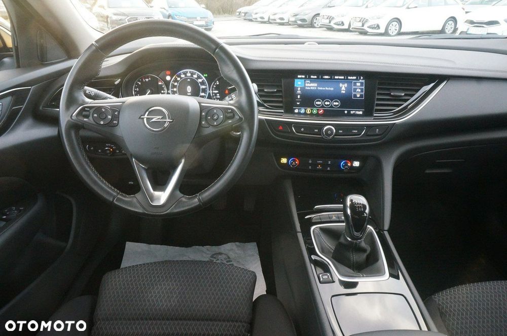 Opel Insignia 2.0 CDTI Elegance S&S - 11