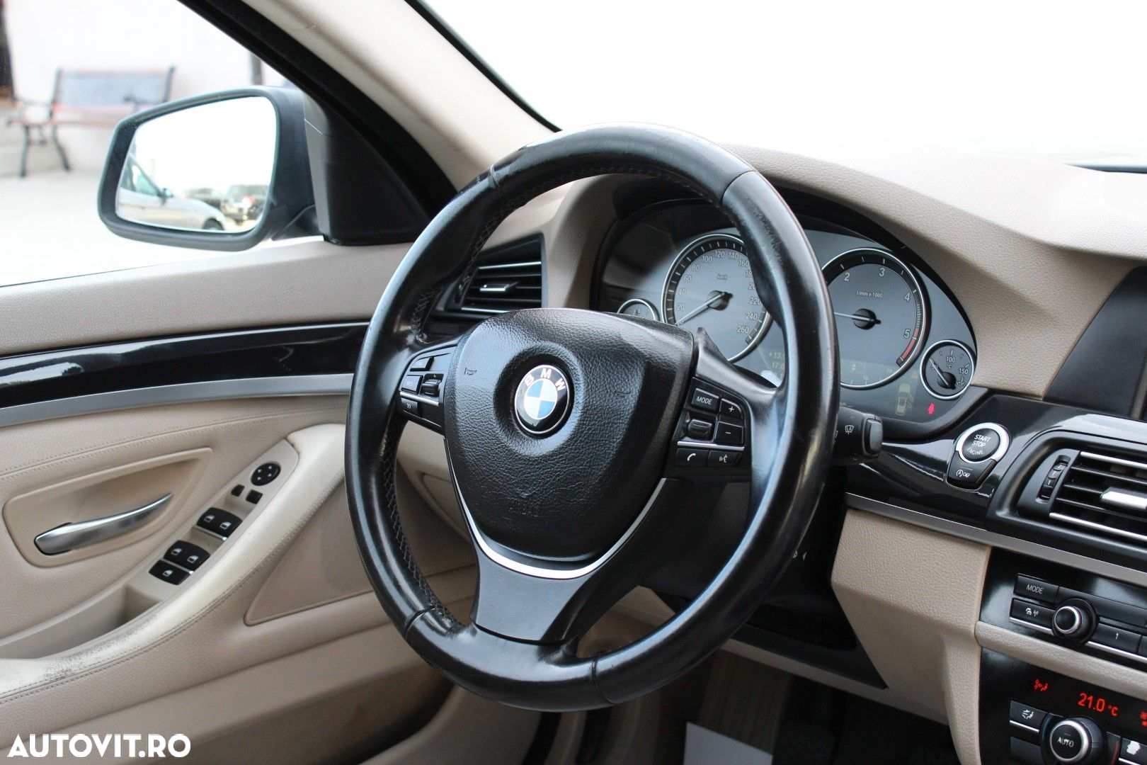 BMW Seria 5 520d Touring - 16