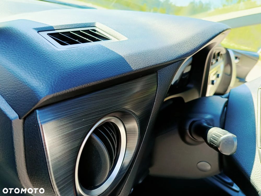 Toyota Auris 1.33 VVT-i Active - 22