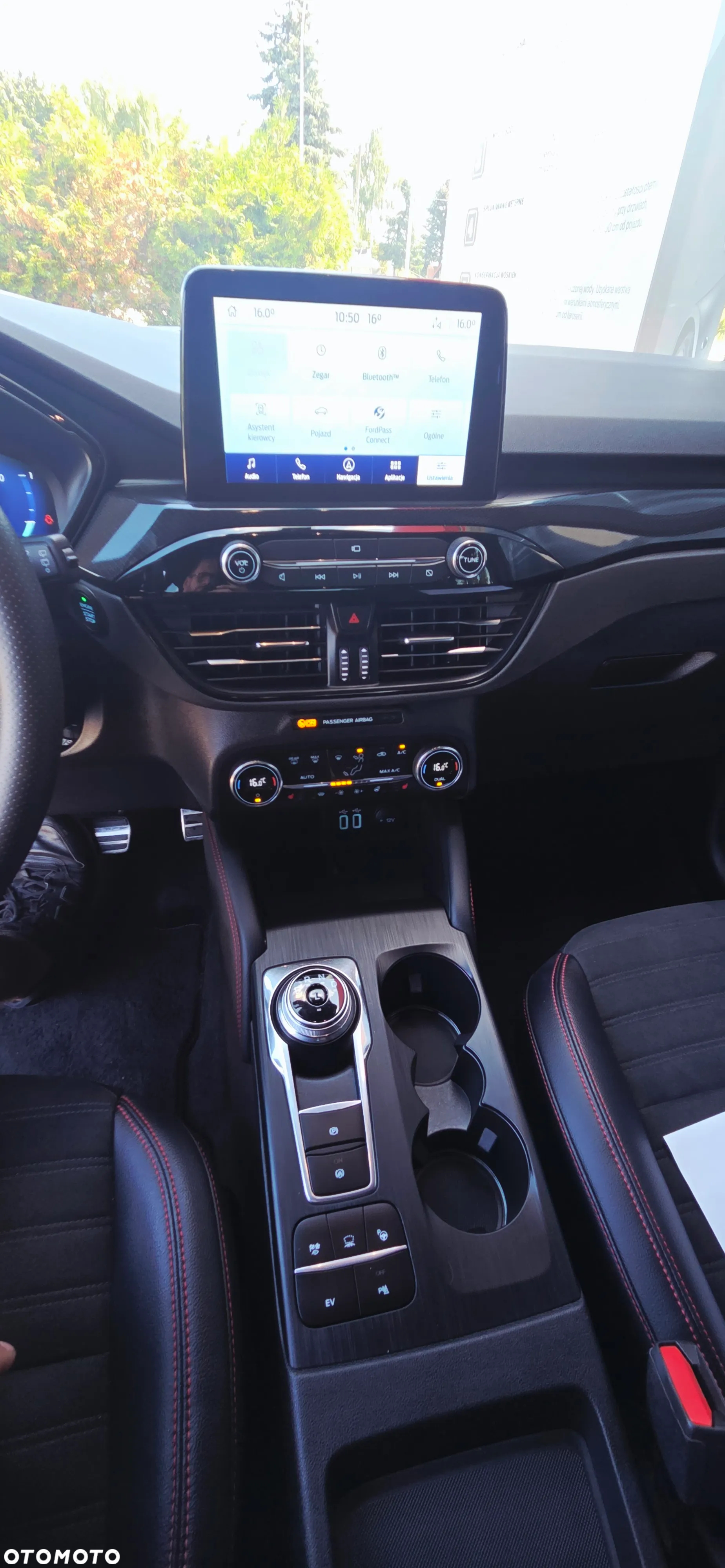 Ford Kuga - 28
