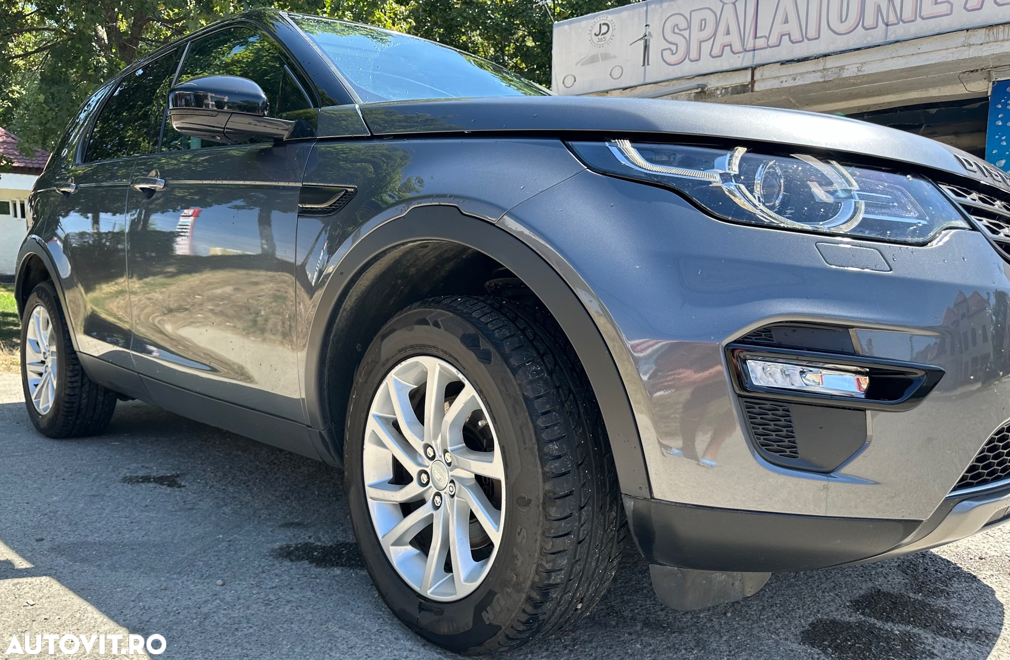 Land Rover Discovery Sport - 5