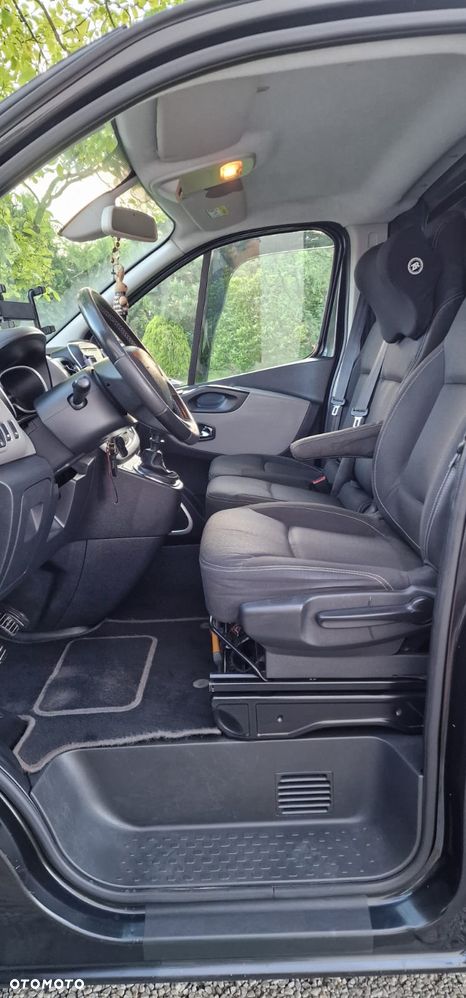 Renault Trafic - 16