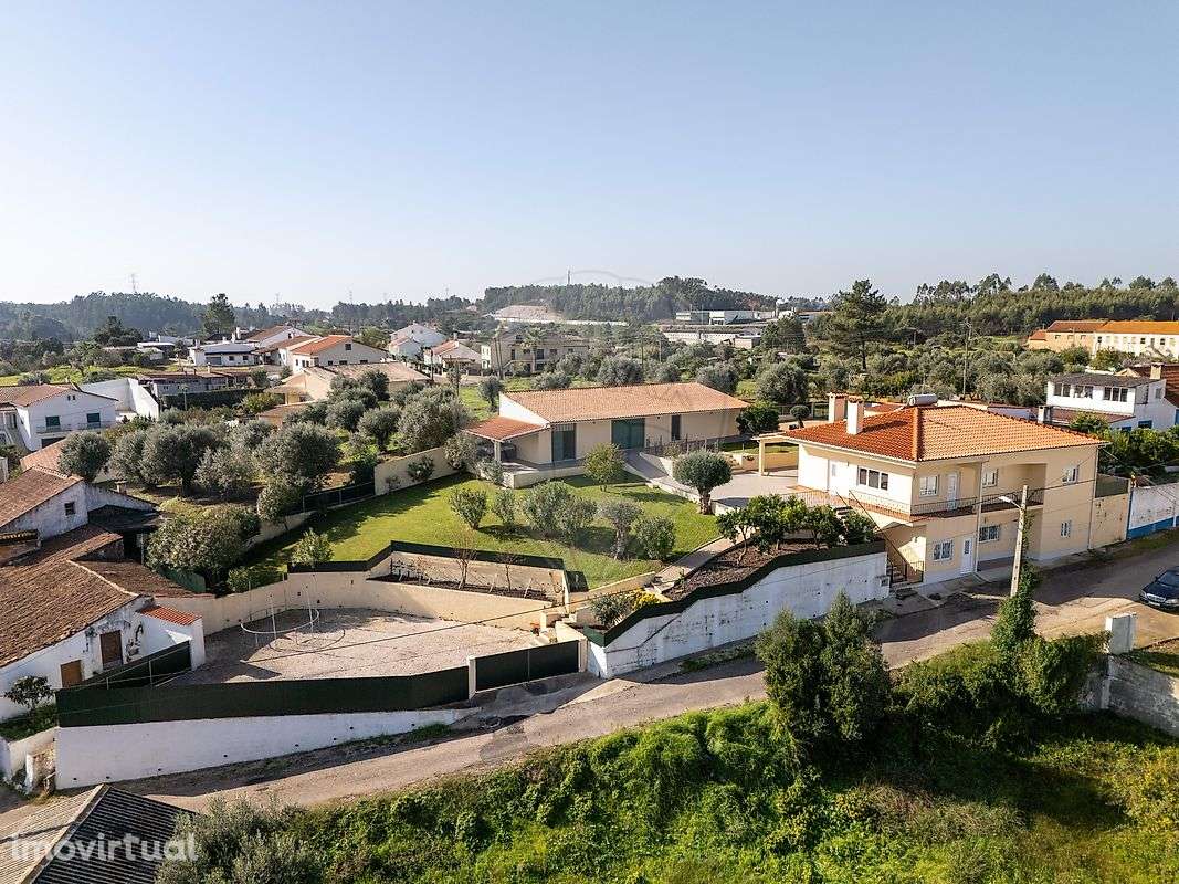 Moradia T4 para venda - Grande imagem: 2/32