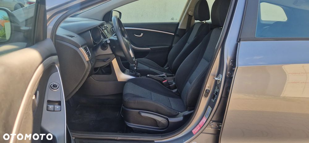 Hyundai i30 1.4 Classic + - 22