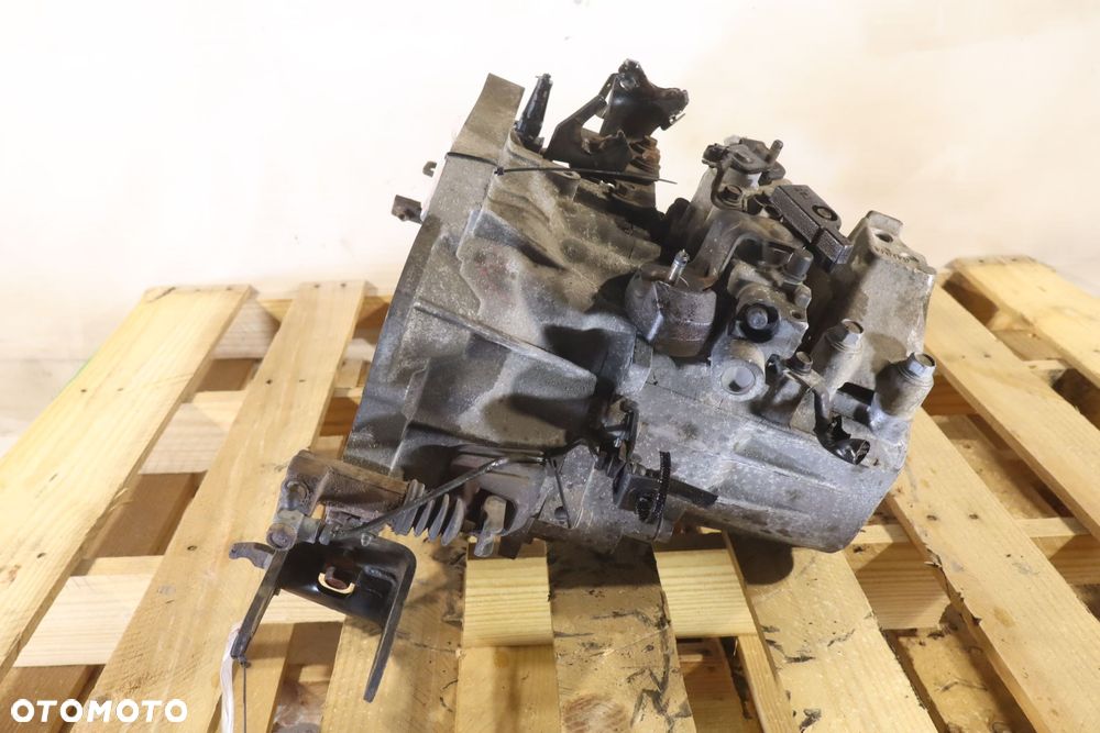 SKRZYNIA BIEGÓW 5 BIEGOWA HYUNDAI I30 I 1.6 R81773 - 3