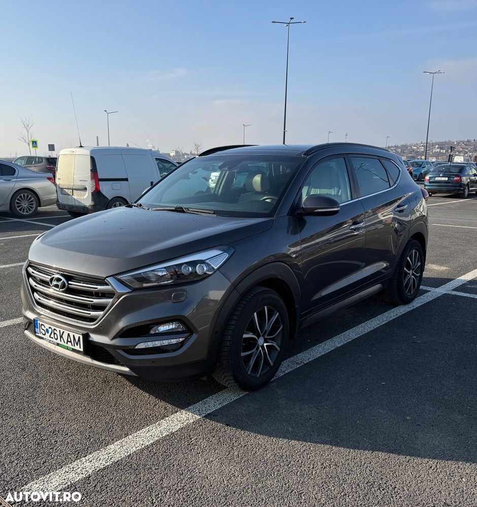Hyundai Tucson 2.0 CRDI 4WD 6AT Luxury Pack+ - 11