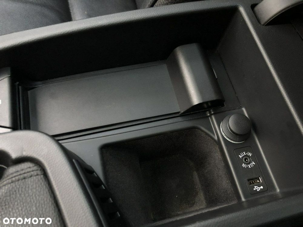 BMW Seria 3 - 33