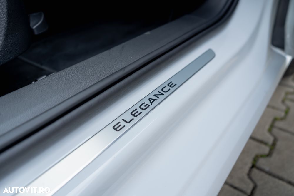 Volkswagen Passat 2.0 TDI SCR DSG Elegance - 32