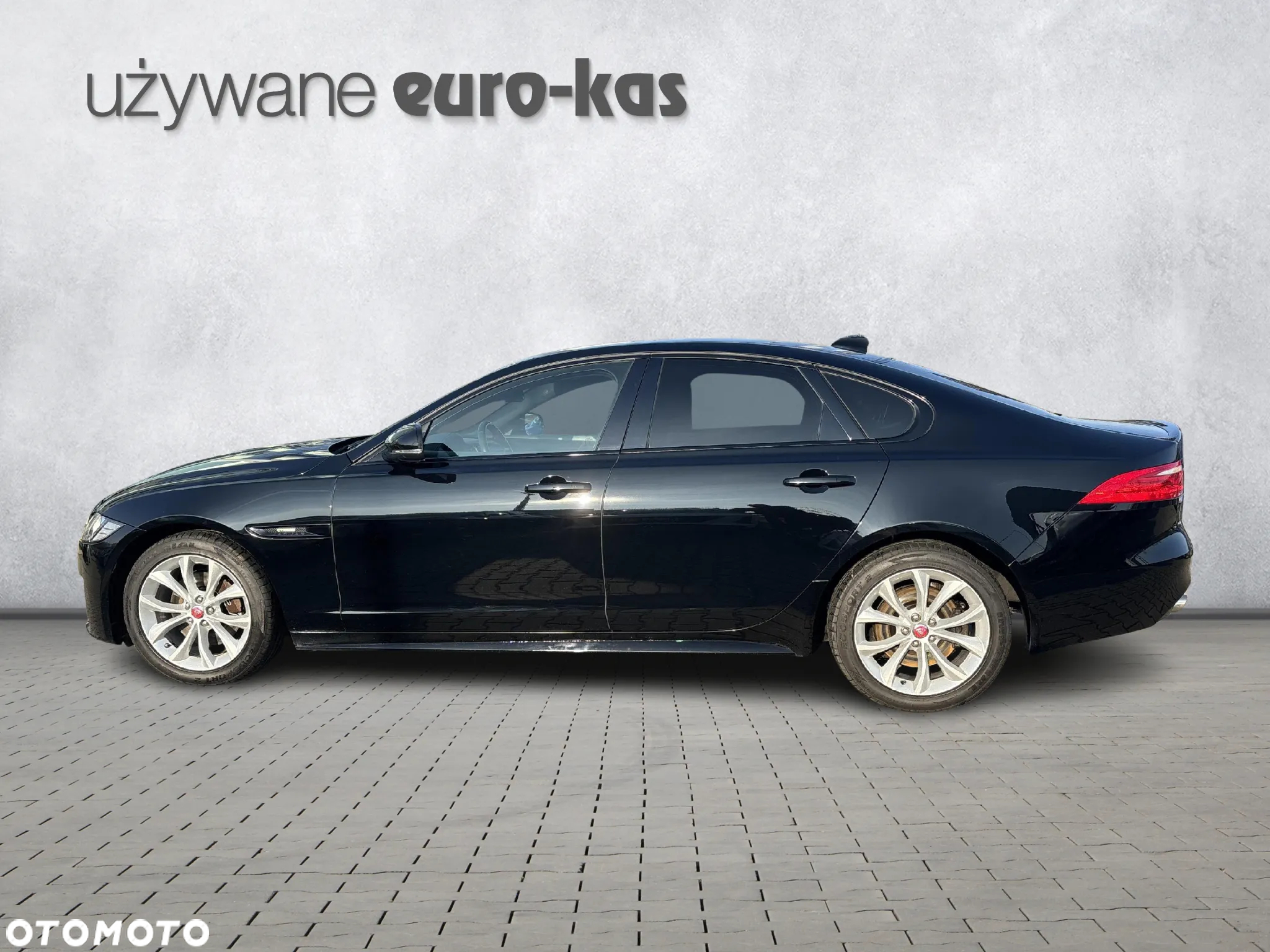 Jaguar XF 2.0 i4D R-Sport - 2