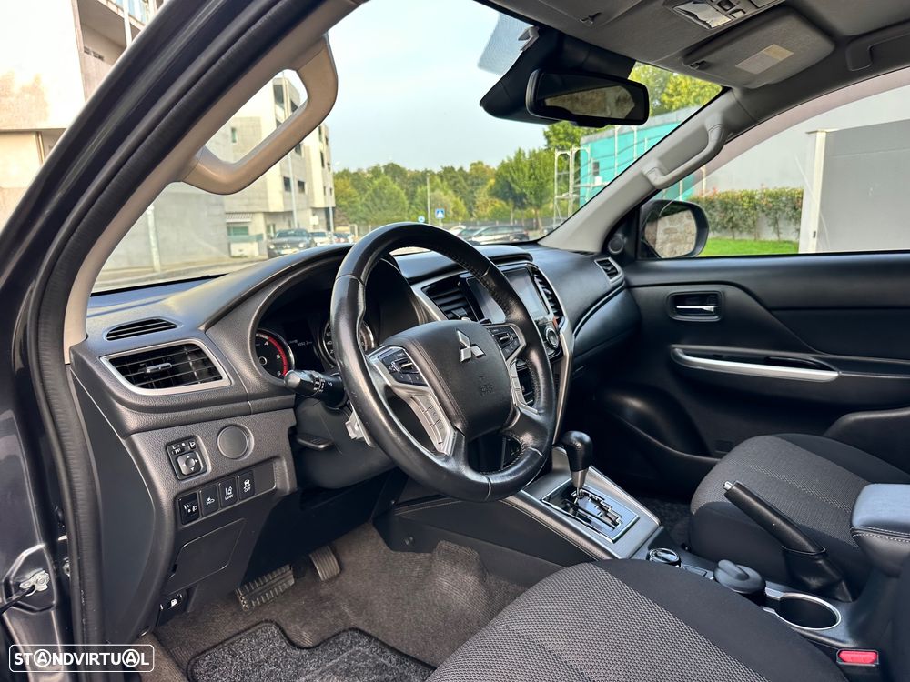 Mitsubishi L200 - 30