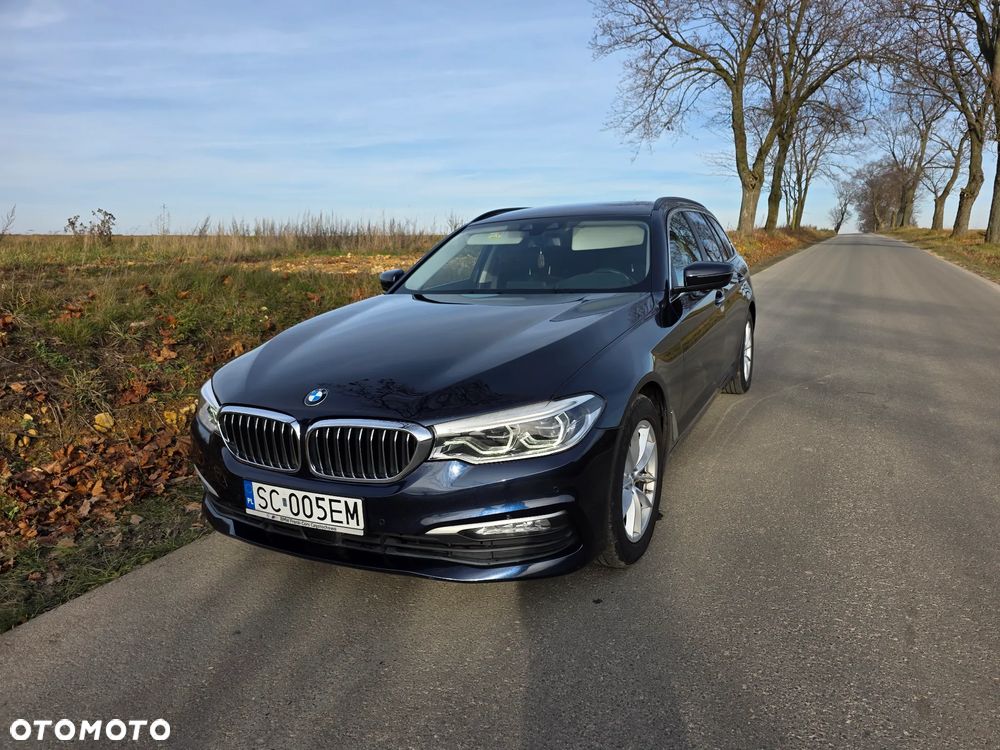 BMW Seria 5 530i Luxury Line - 12